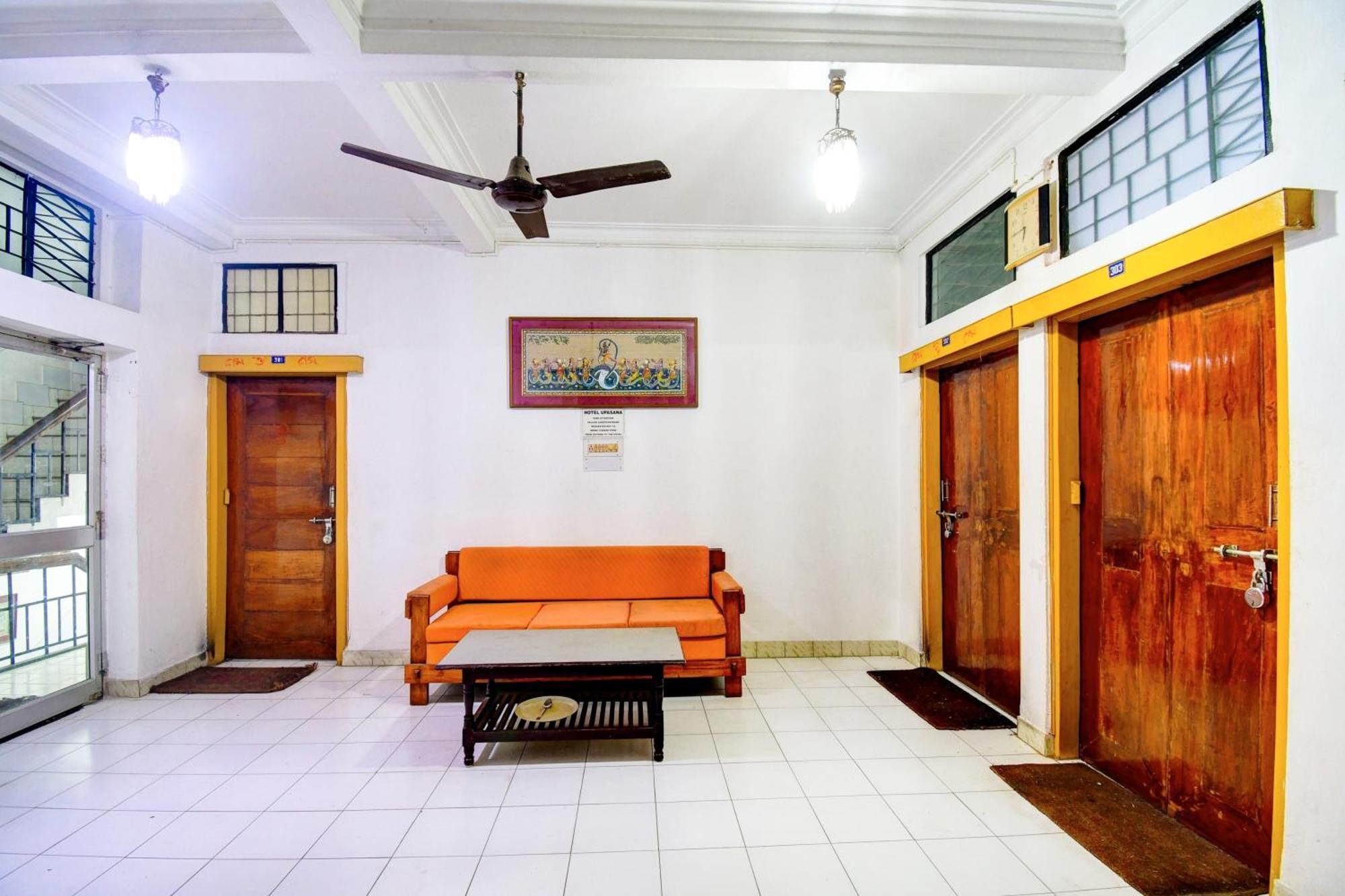 Hotel O Upasana Bhuvanesvar Kültér fotó