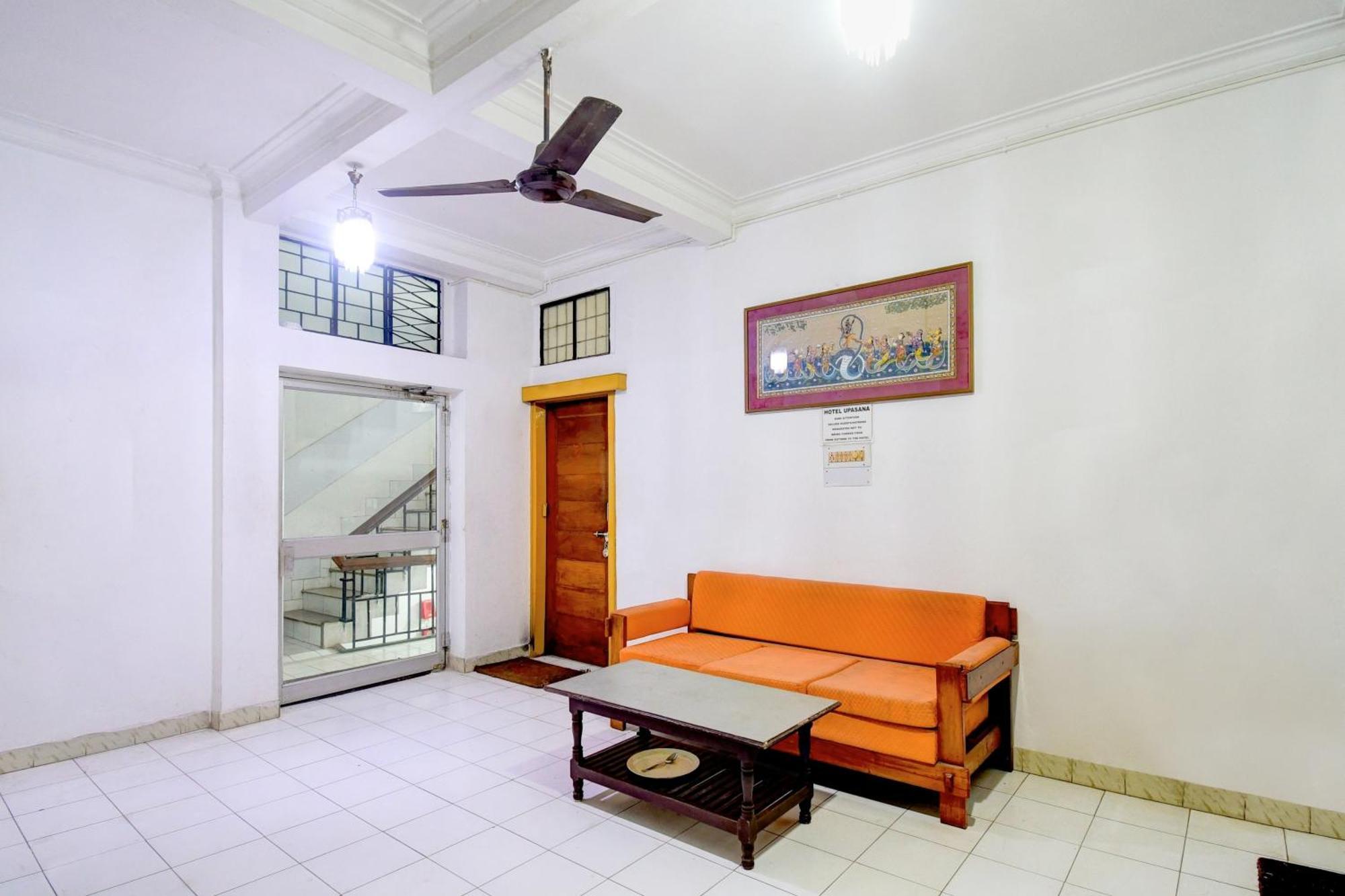 Hotel O Upasana Bhuvanesvar Kültér fotó