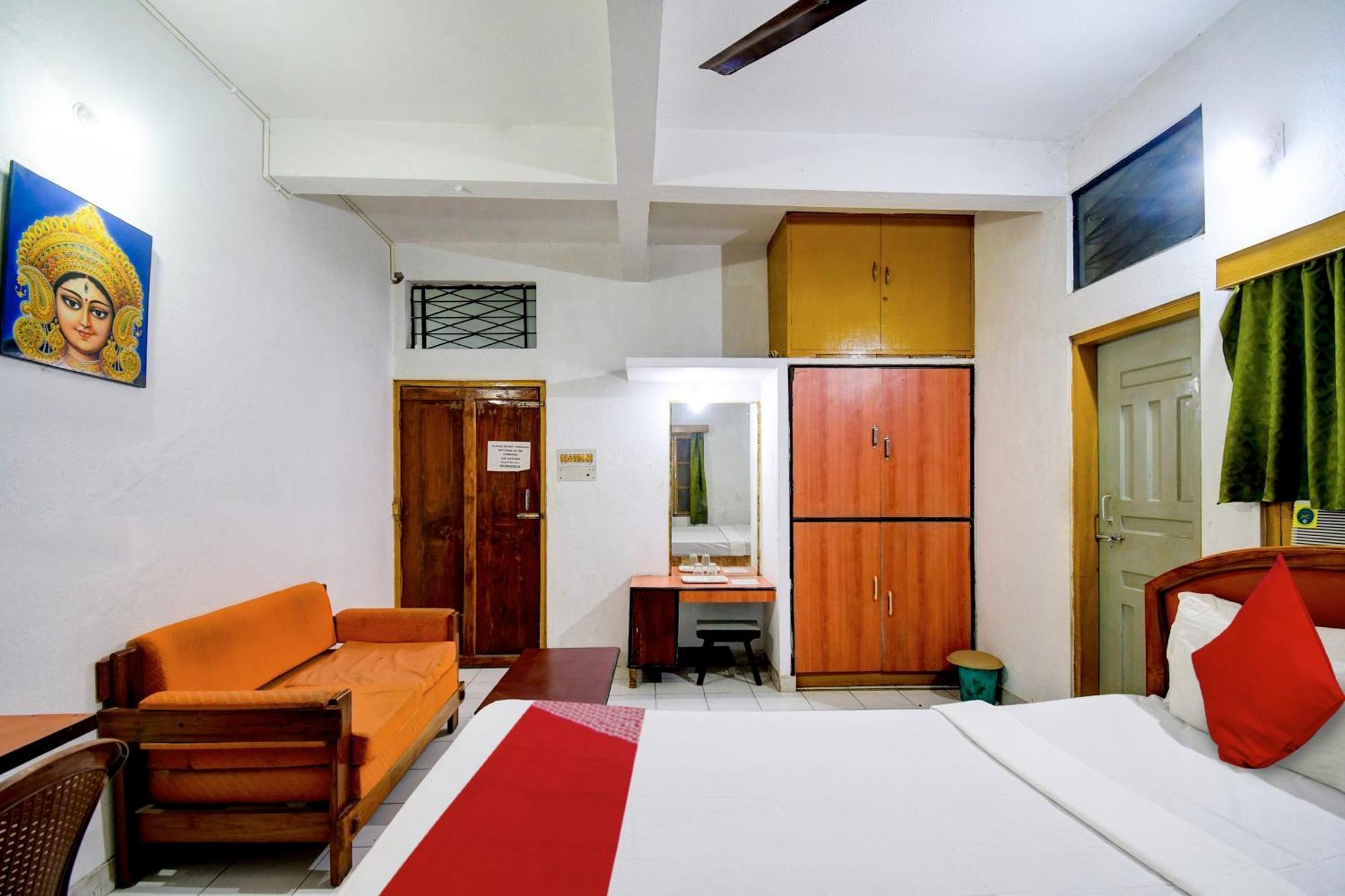 Hotel O Upasana Bhuvanesvar Kültér fotó