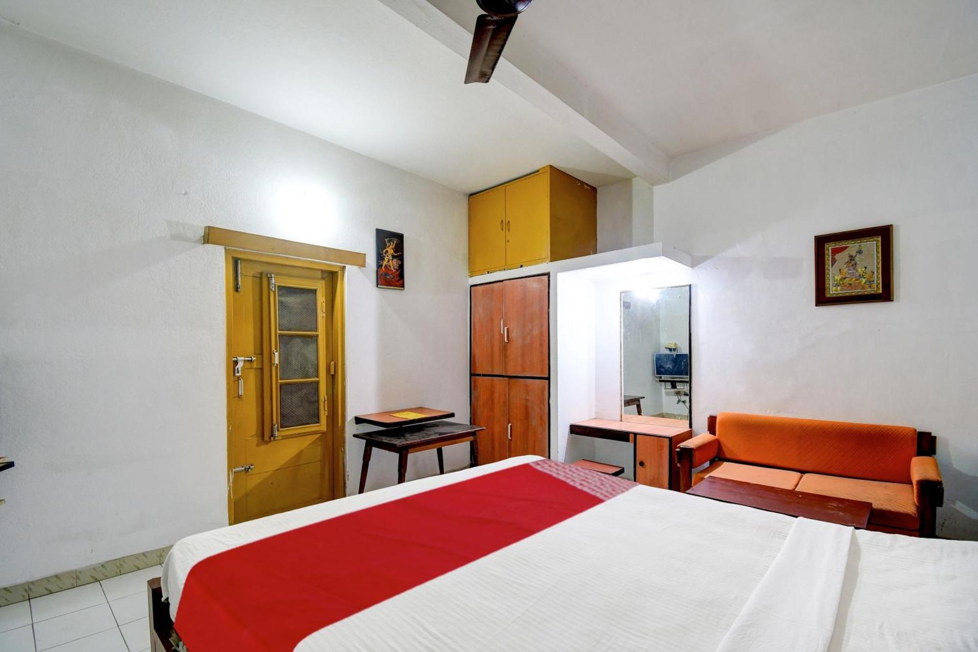 Hotel O Upasana Bhuvanesvar Kültér fotó